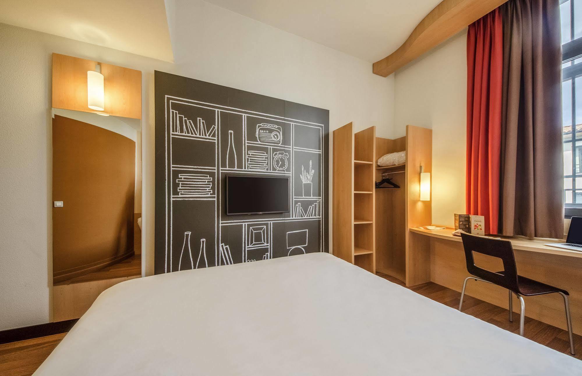 Ibis Sarlat Centre Hotel Exterior photo